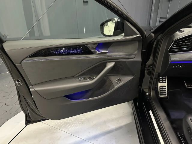 Volkswagen Passat 4Motion R-Line Variant