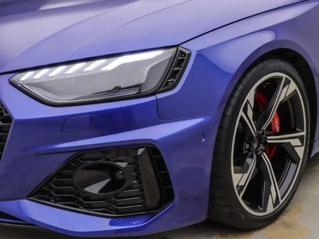 Audi RS4 Avant Quattro