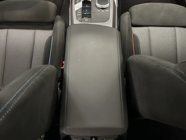 BMW 330 330e M-Sport Touring xDrive