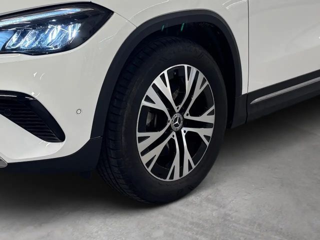 Mercedes-Benz GLA 200 Progressive