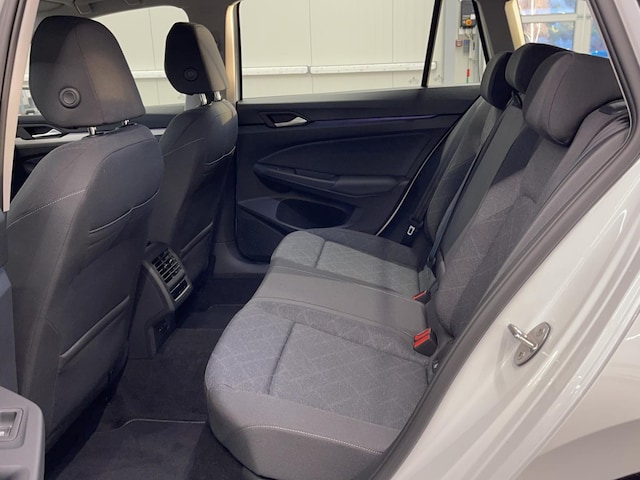 Volkswagen Golf 1.0 TSI Life Variant