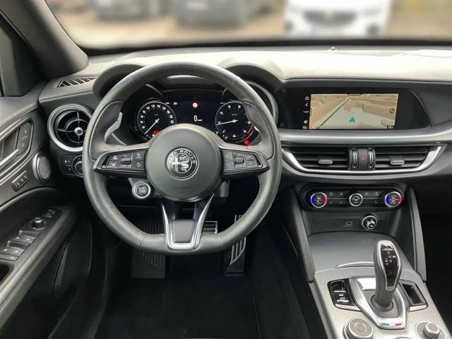 Alfa Romeo Stelvio Q4 Veloce