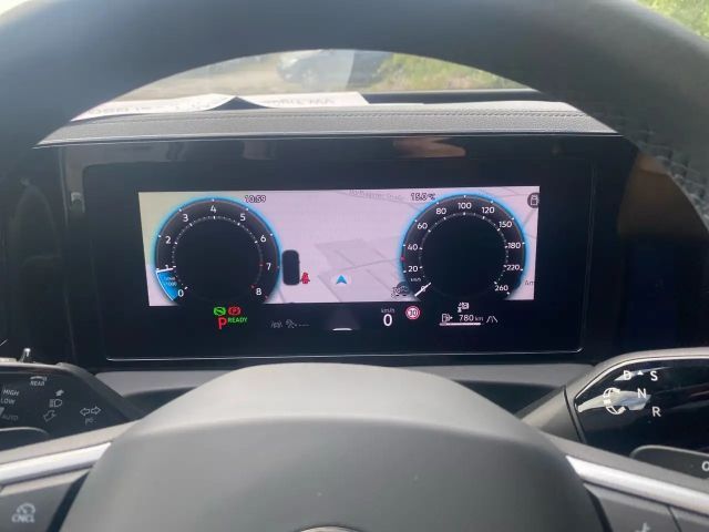 Volkswagen Tiguan 1.5 TSI DSG R-Line