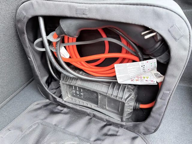 Peugeot E-208 Allure Pack