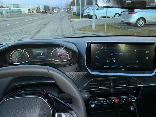 Peugeot 208 PureTech Style