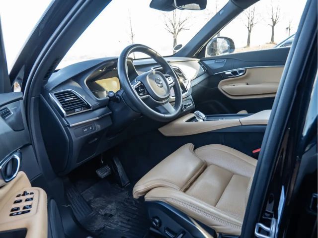 Volvo XC90 AWD Dark Plus T8