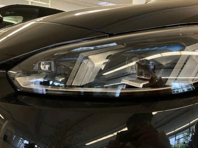 BMW 118 118d 5-deurs Sedan