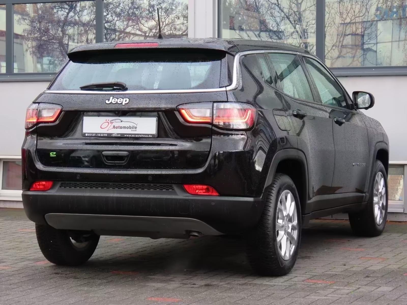 Jeep Compass 1.5 GSE T4 Autom. Keyless Sitzheiz. 360°