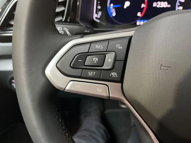 Volkswagen T-Roc 2.0 TSI DSG R-Line