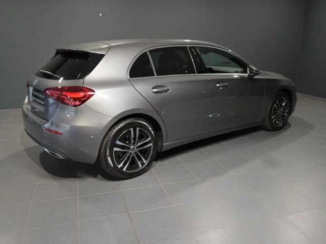 Mercedes-Benz A 180 Progressive