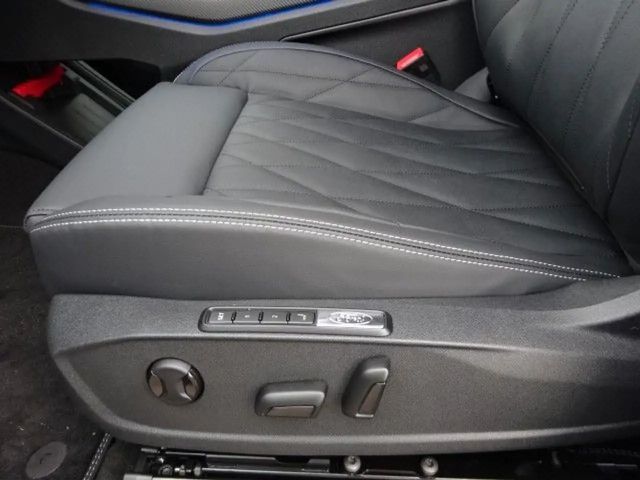 Ford Capri Extended range Premium RWD