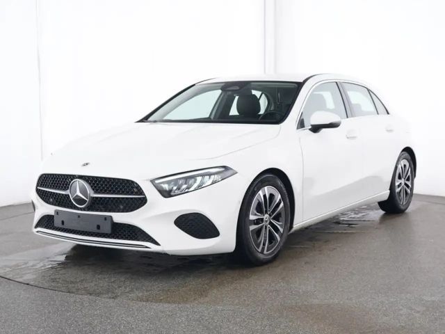 Mercedes-Benz A 180 Premium Progressive