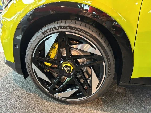 Abarth 600e Scorpionissima