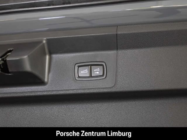 Porsche Panamera 4 E-Hybrid