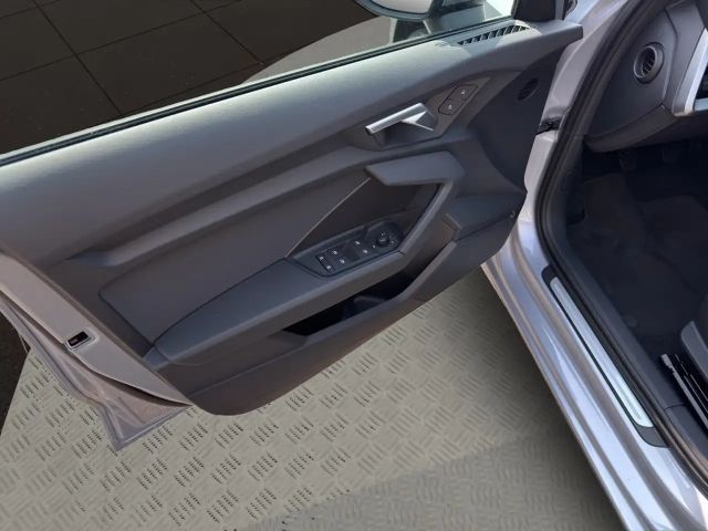 Audi A3 35 TFSI Sedan Sportback