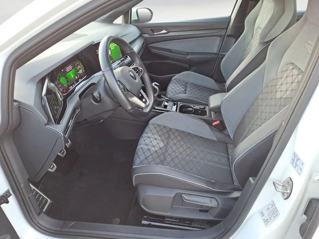 Volkswagen Golf 1.5 TSI R-Line Variant