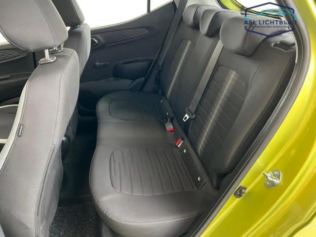 Hyundai i10 1.0 2WD Trend