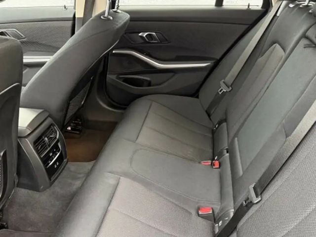 BMW 318 318i Touring