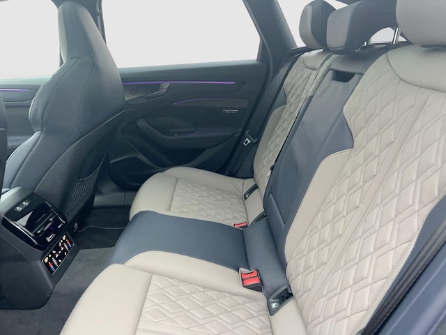 Audi A6 e-tron Avant Quattro