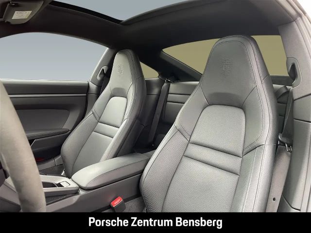 Porsche 992 Carrera Coupé