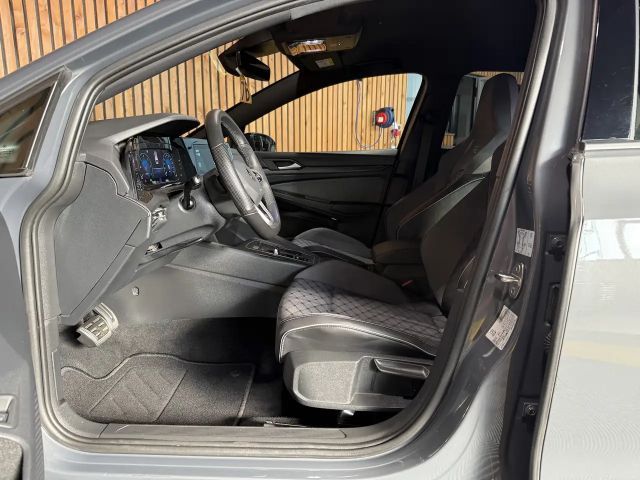 Volkswagen Golf DSG R-Line Variant