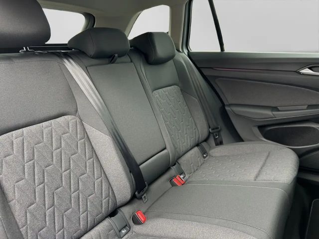 Volkswagen Golf 1.5 TSI DSG Life Variant