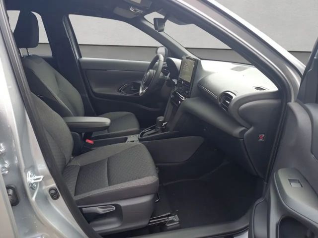 Toyota Yaris Cross Teamplayer,Safety-Paket,Winter-Paket