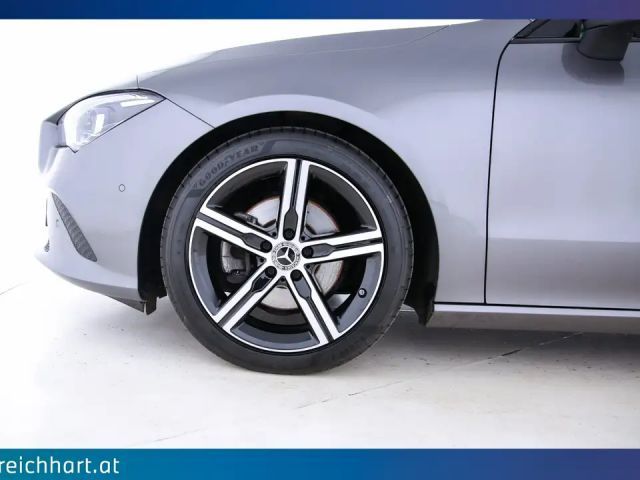 Mercedes-Benz CLA 200 CLA 200 d Shooting Brake