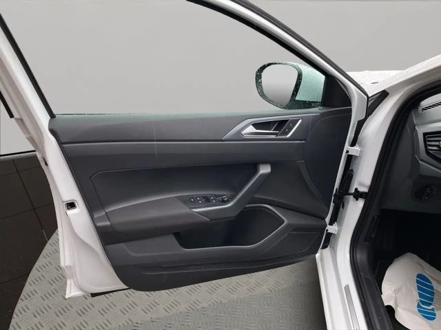 Volkswagen Taigo 1.5 TSI DSG R-Line