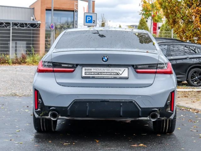 BMW 330 330i M-Sport Sedan