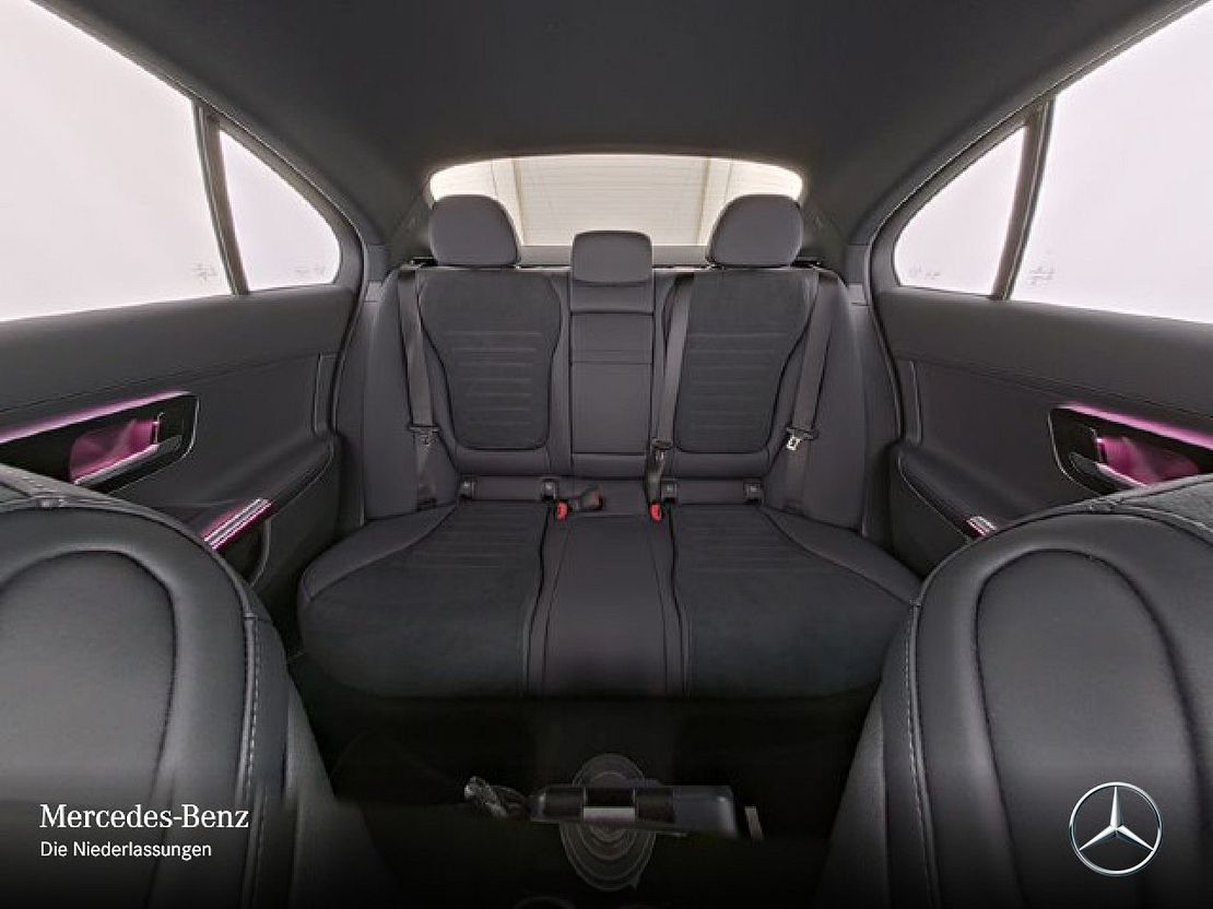 Mercedes-Benz C 180 AMG Line Sedan