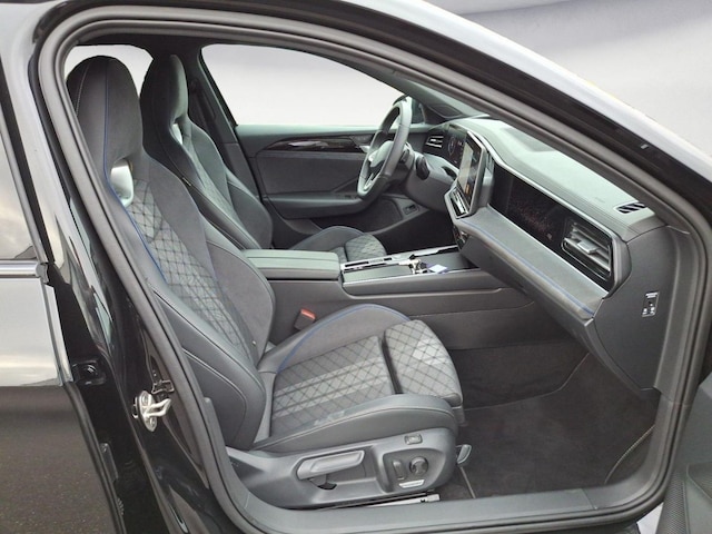 Volkswagen Passat DSG R-Line