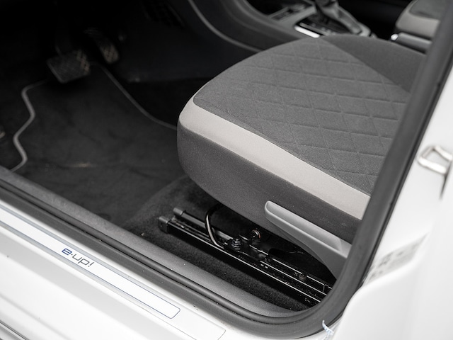 Volkswagen e-up! Plus Style