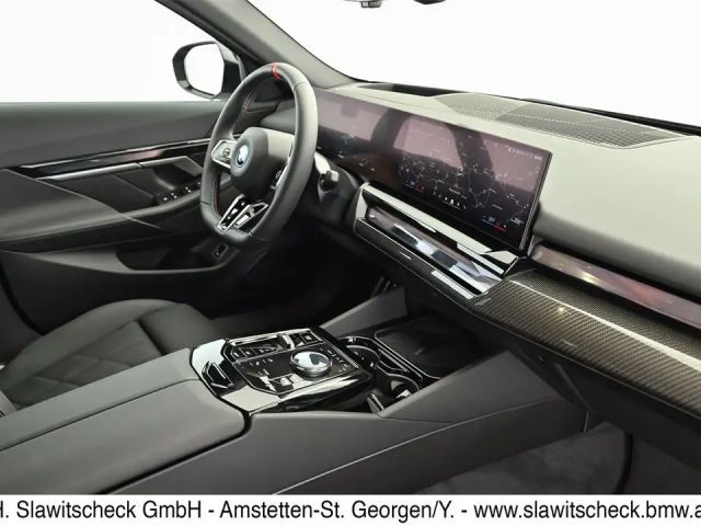 BMW i5 M60 Sedan xDrive