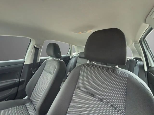 Volkswagen Polo Basis