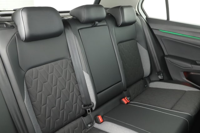 Volkswagen Golf 2.0 TDI DSG Golf VIII