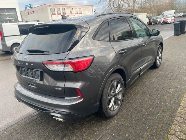 Ford Kuga Hybrid ST Line