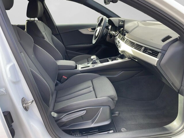 Audi A4 35 TFSI Avant S-Tronic