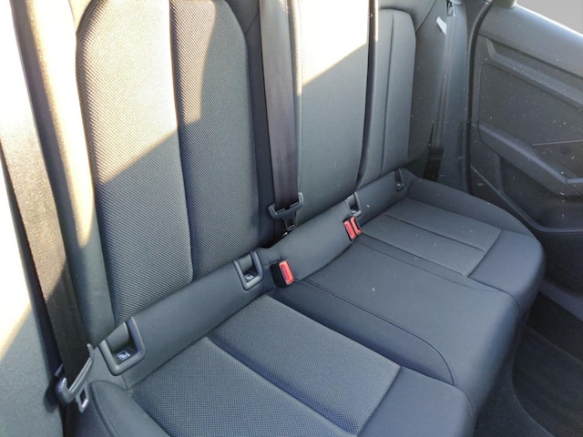 Audi A3 30 TDI Sedan