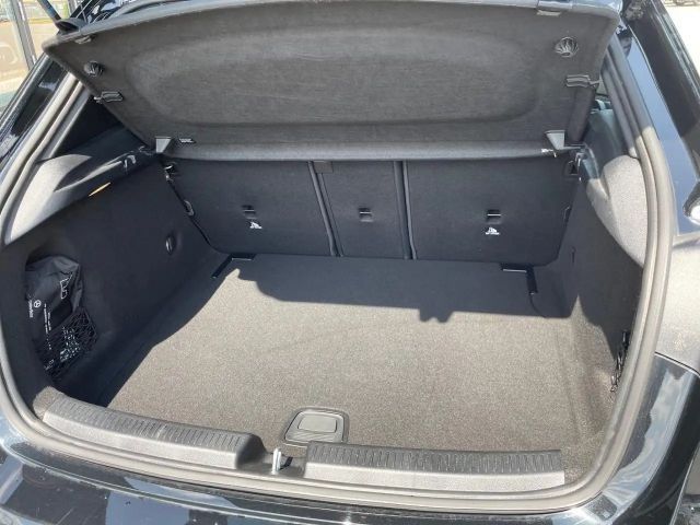 Mercedes-Benz A 180 Progressive