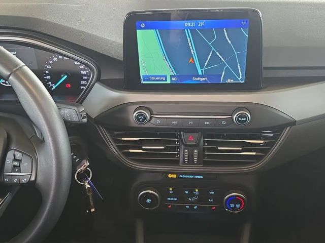 Ford Focus Cool & Connect EcoBoost Wagon