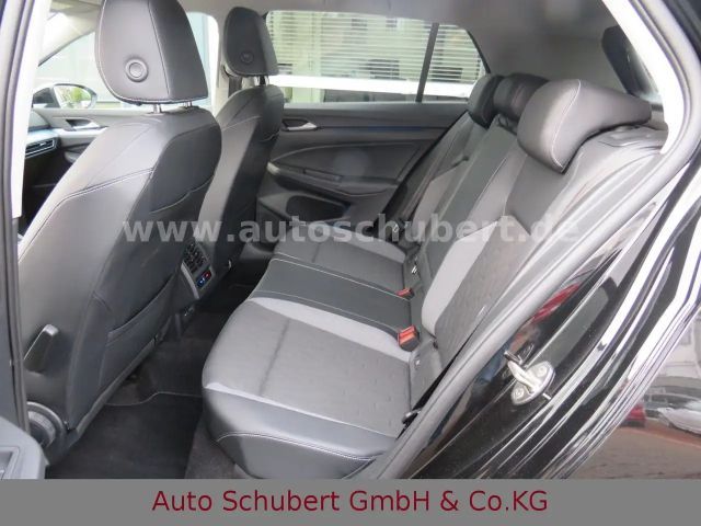 Volkswagen Golf 1.5 eTSI DSG