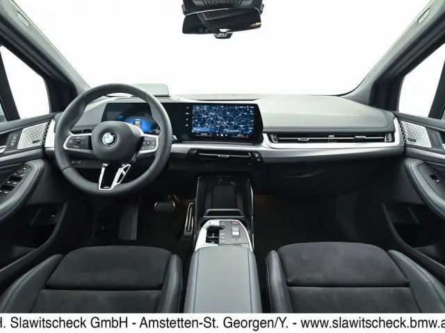 BMW 218 218d Active Tourer Sedan