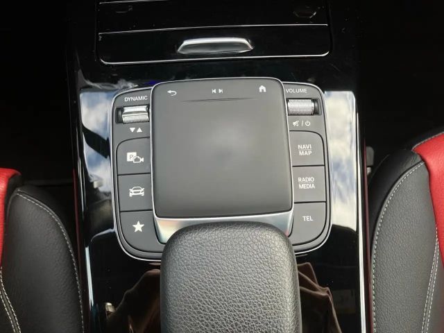 Mercedes-Benz A 200 AMG Line Hatchback