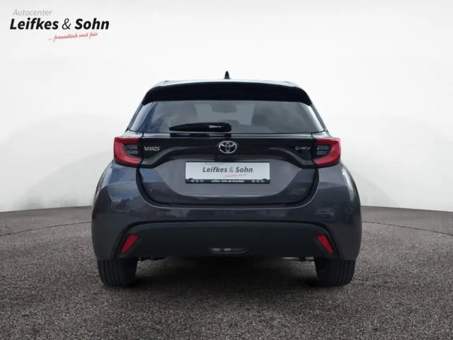 Toyota Yaris Hatchback Hybride VVT-i