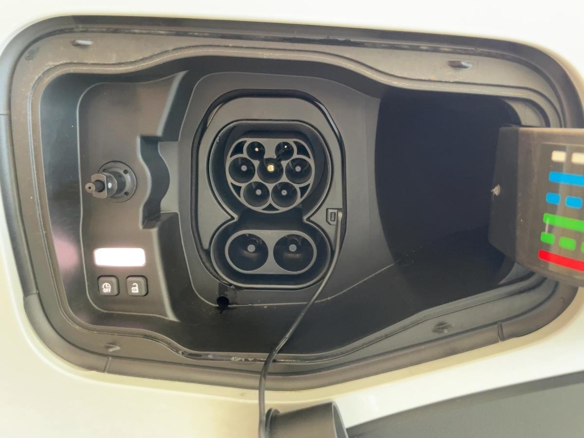 Renault Scenic E-Tech Iconic