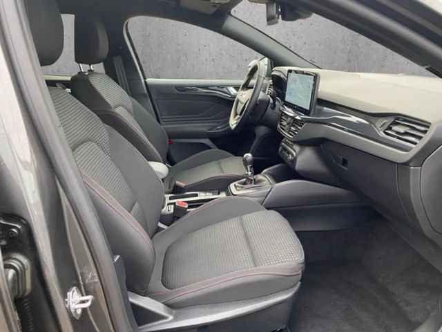 Ford Focus EcoBoost ST Line Wagon