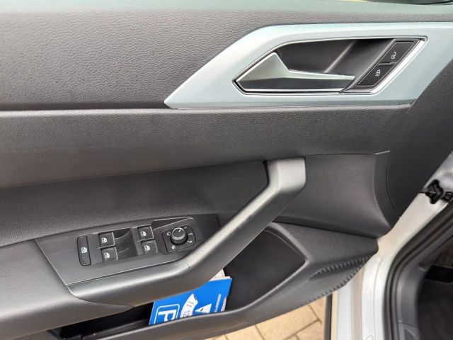 Volkswagen Taigo 1.0 TSI DSG