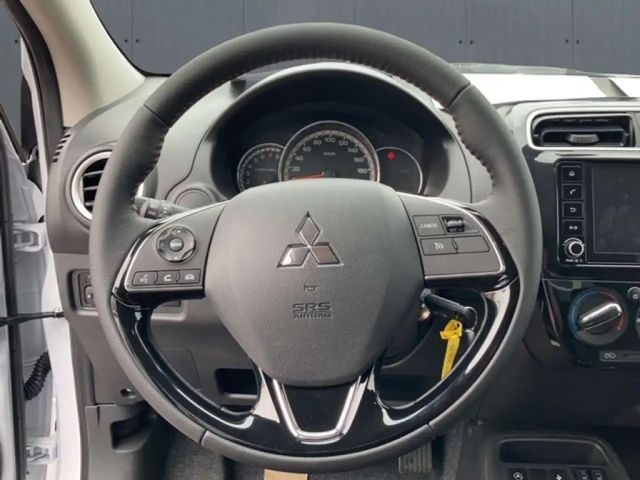 Mitsubishi Space Star Star