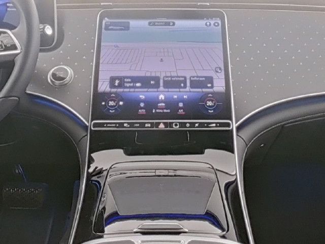 Mercedes-Benz EQE 300 Sedan